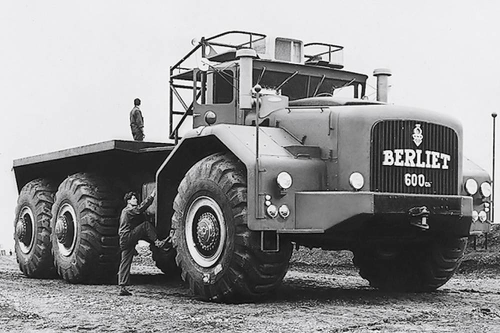 https://autogreeknews.gr/wp-content/uploads/2021/08/berliet-t100-6.jpg