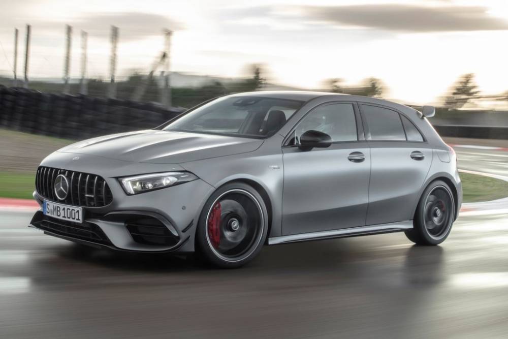 https://autogreeknews.gr/wp-content/uploads/2021/08/mercedes-amg-a45-s-mountain-magno-4.jpg