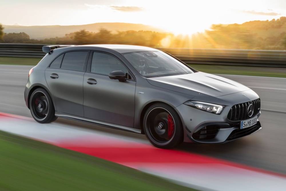 https://autogreeknews.gr/wp-content/uploads/2021/08/mercedes-amg-a45-s-mountain-magno-9.jpg