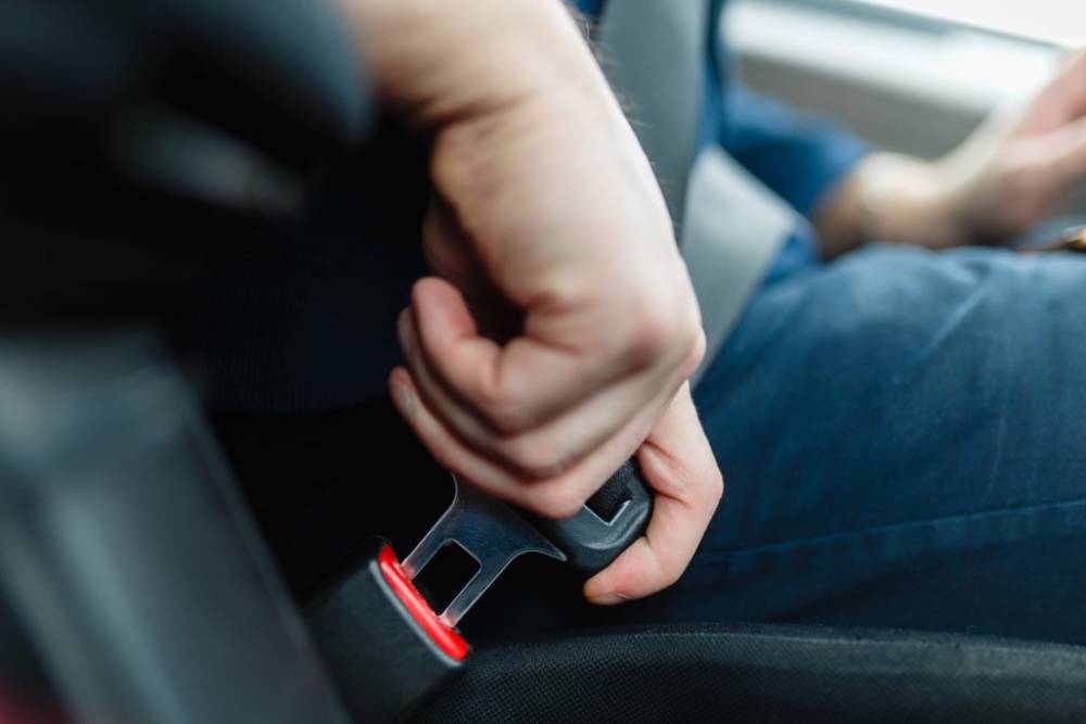https://autogreeknews.gr/wp-content/uploads/2021/08/seat-belt.jpg
