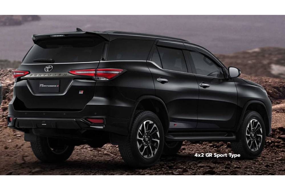 https://autogreeknews.gr/wp-content/uploads/2021/08/toyota-fortuner-gr-sport-indonesia-5.jpg