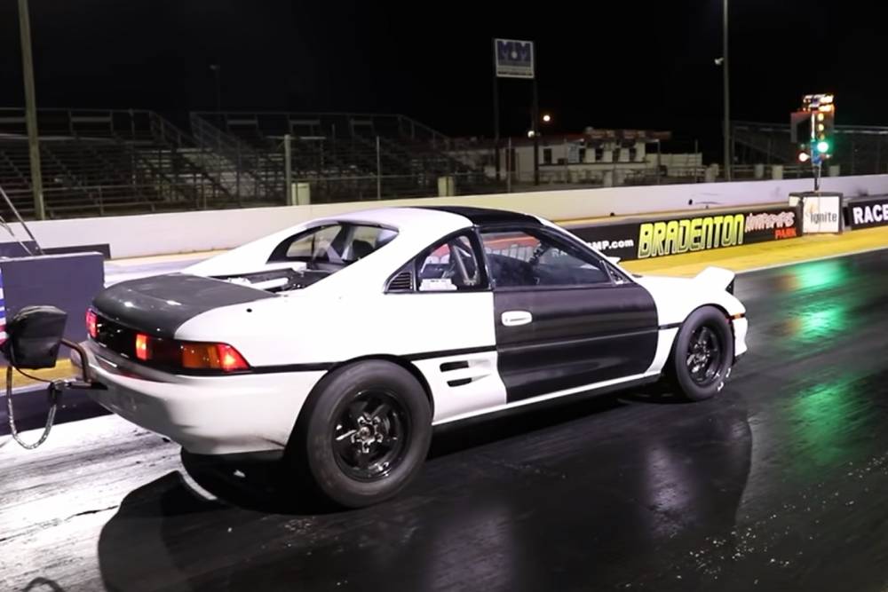 Εκτόξευση με Toyota MR-2 1.200HP και μοτέρ Honda