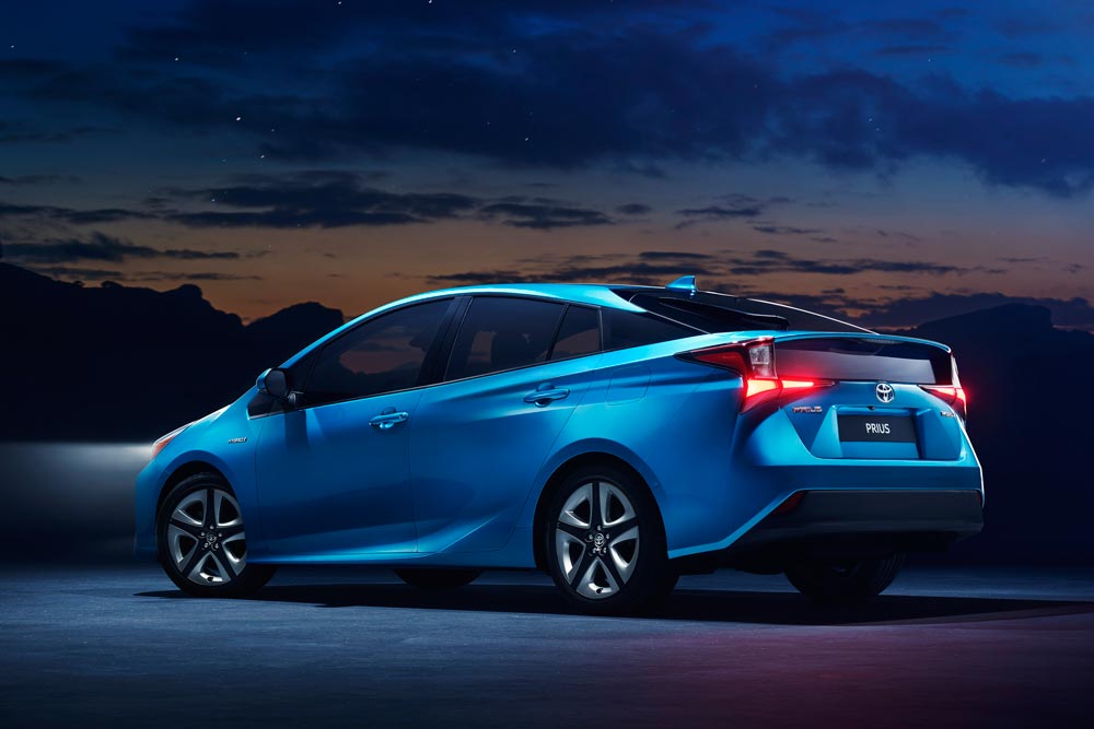 https://autogreeknews.gr/wp-content/uploads/2021/08/toyota-prius-2019-2.jpg