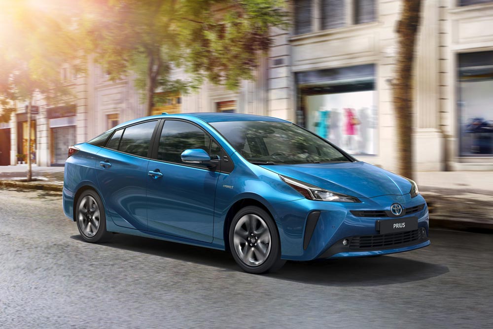 https://autogreeknews.gr/wp-content/uploads/2021/08/toyota-prius-2019-4.jpg