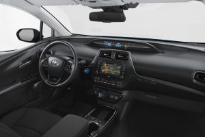 toyota-prius-2019-(6)