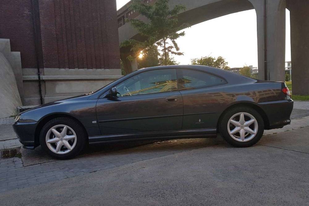 https://autogreeknews.gr/wp-content/uploads/2021/09/1999-peugeot-406-coupe-for-sale-6.jpg