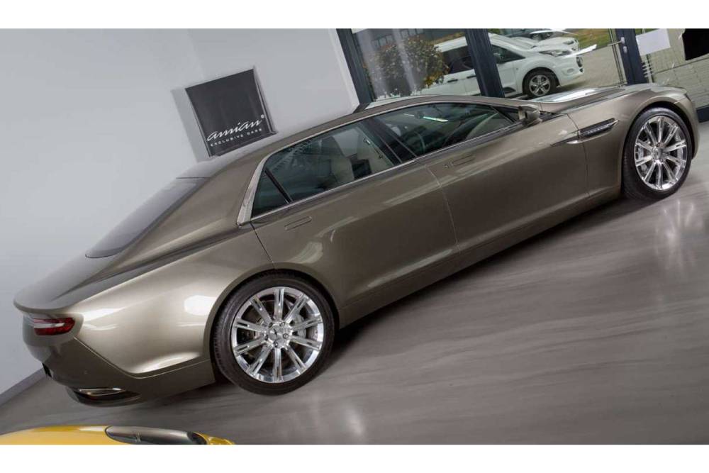 https://autogreeknews.gr/wp-content/uploads/2021/09/2018-aston-martin-lagonda-taraf-for-sale-exterior-3.jpg