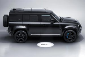 2021-Land-Rover-Defender-V8-Bond-Edition-1