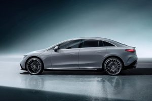 2022-Mercedes-Benz-EQE-(7)