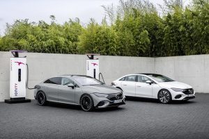 2022-Mercedes-Benz-EQE-(9)