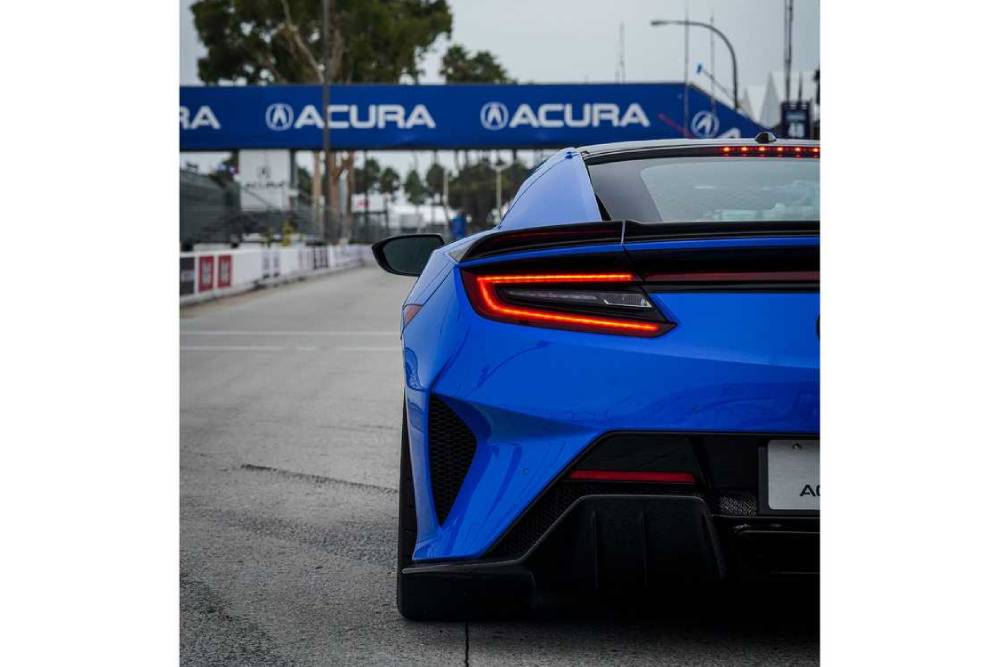 https://autogreeknews.gr/wp-content/uploads/2021/09/2022-acura-nsx-type-s-breaks-production-car-lap-re-4.jpg