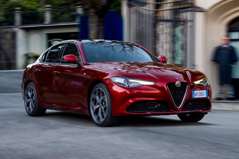 https://autogreeknews.gr/wp-content/uploads/2021/09/Alfa-Romeo-Giulia-and-Stelvio-6C-Villa-d-Este-8.jpg