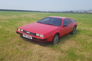 DeLorean-Painted-In-Red-Listed-For-Sale-On-Ebay-4