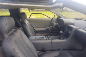 DeLorean-Painted-In-Red-Listed-For-Sale-On-Ebay-7