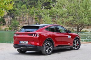 Ford Mustang Mach-E (13)