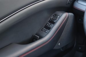 Ford Mustang Mach-E (33)