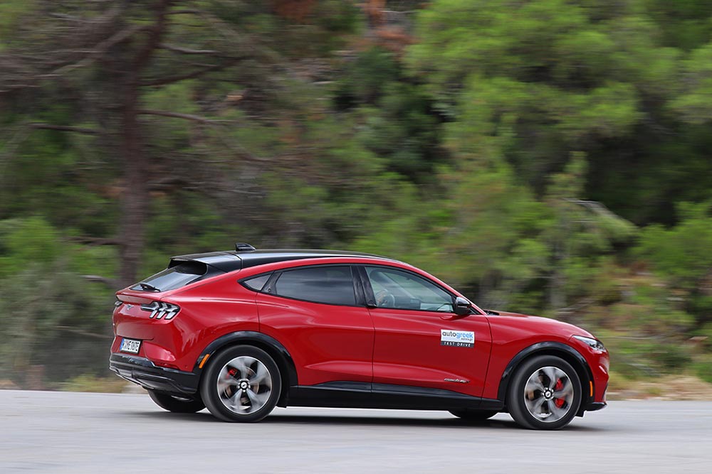 https://autogreeknews.gr/wp-content/uploads/2021/09/Ford-Mustang-Mach-E-7.jpg