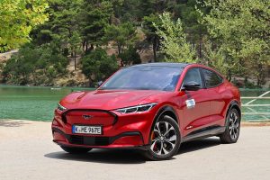 Ford Mustang Mach-E (9)