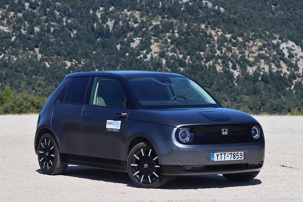 https://autogreeknews.gr/wp-content/uploads/2021/09/Honda-e-75.jpg