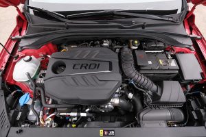 Hyundai_i30_hatchback_CRDi-(5)