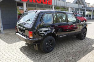 Lada-Niva-5d-(9)