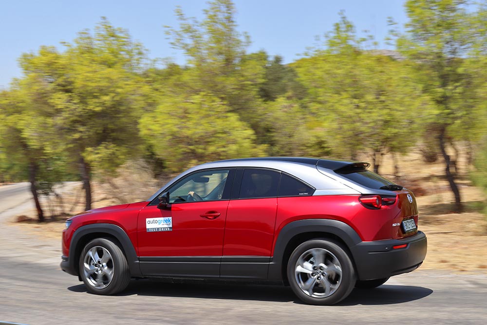 https://autogreeknews.gr/wp-content/uploads/2021/09/Mazda-MX-30-11.jpg
