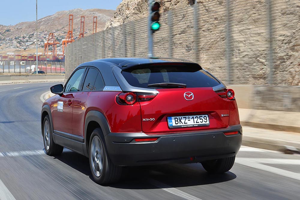 https://autogreeknews.gr/wp-content/uploads/2021/09/Mazda-MX-30-50.jpg
