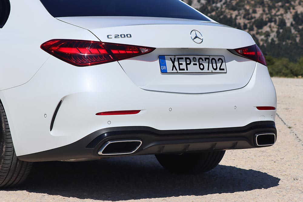 https://autogreeknews.gr/wp-content/uploads/2021/09/Mercedes-C-200-2021-10.jpg