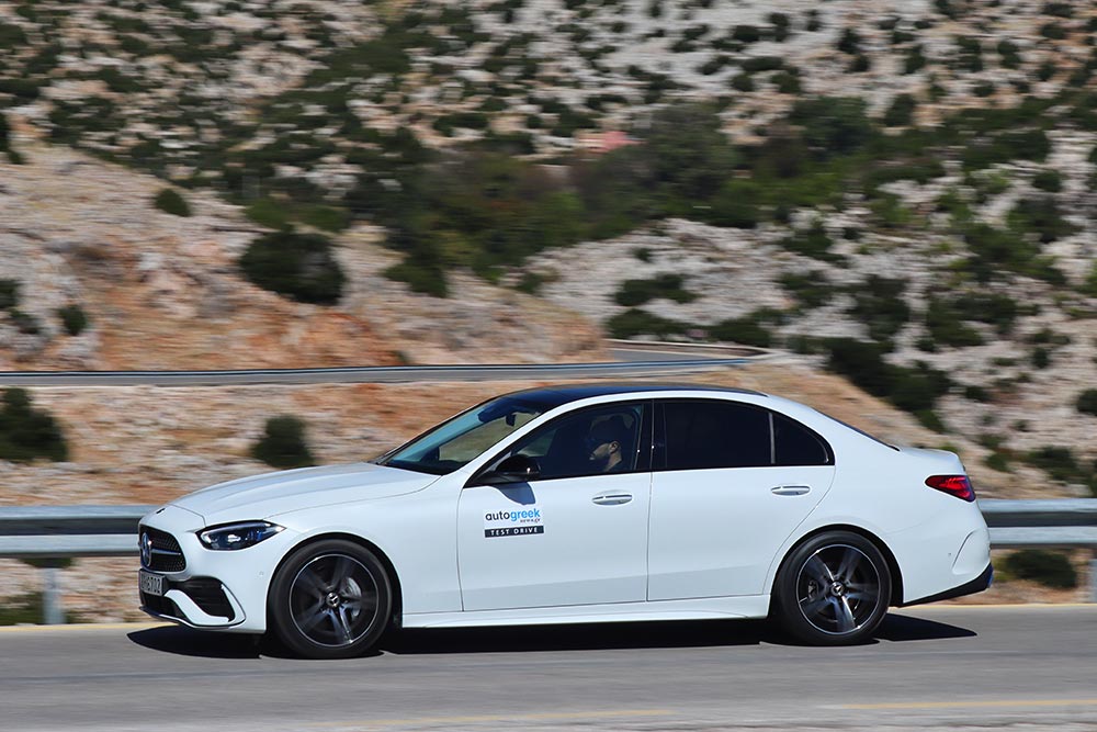 https://autogreeknews.gr/wp-content/uploads/2021/09/Mercedes-C-200-2021-57.jpg