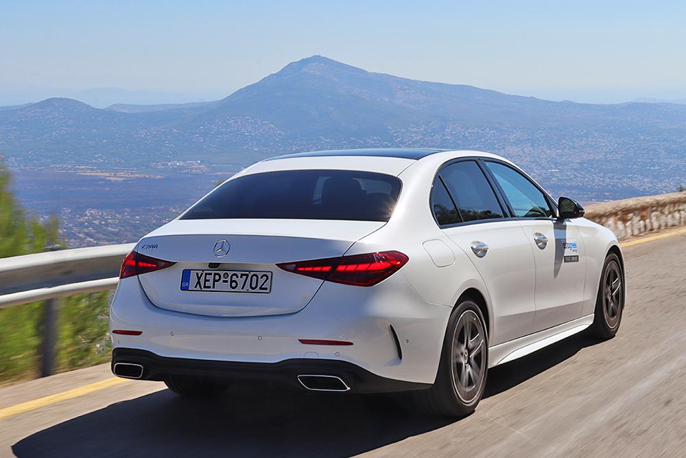 https://autogreeknews.gr/wp-content/uploads/2021/09/Mercedes-C-200-2021-59.jpg