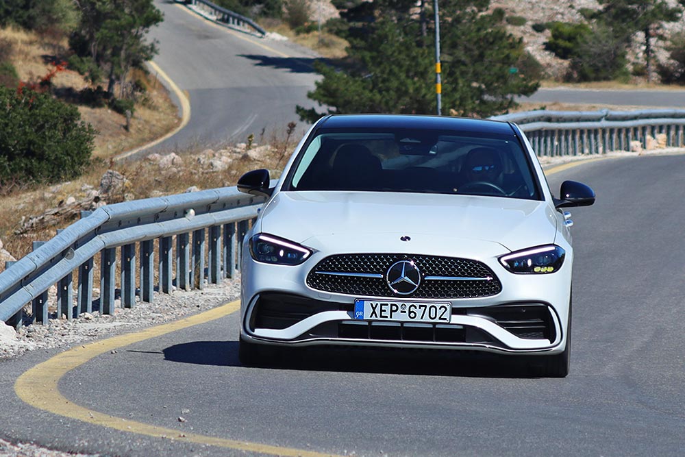https://autogreeknews.gr/wp-content/uploads/2021/09/Mercedes-C-200-2021-6.jpg
