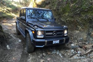 Mercedes-G500-Pickup-14