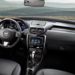 Nissan-Terrano-interior