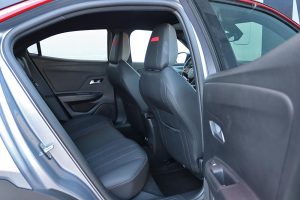 Opel Mokka 1.2T 130 AT8 (7)