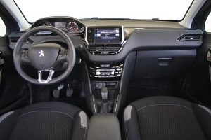 Peugeot-208-16BlueHDi-75-(6)