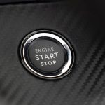 Peugeot-208-2020-(4)