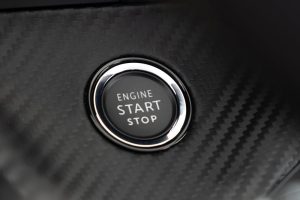 Peugeot-208-2020-(4)