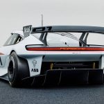 Porsche-Mission-R-8_1