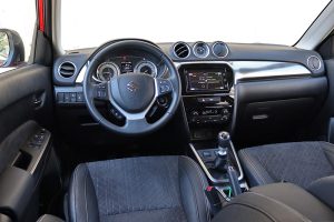Suzuki-Vitara-1.4T-2WD-Hybrid-2021-(21)