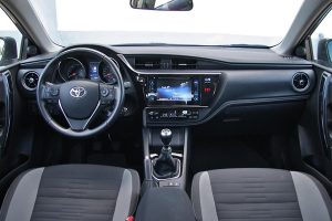 Toyota-Auris-1,4-diesel-(4)