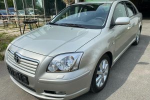 Toyota-Avensis-2006-(8)