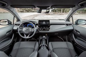 Toyota-Corolla-Touring-Sports-(3)