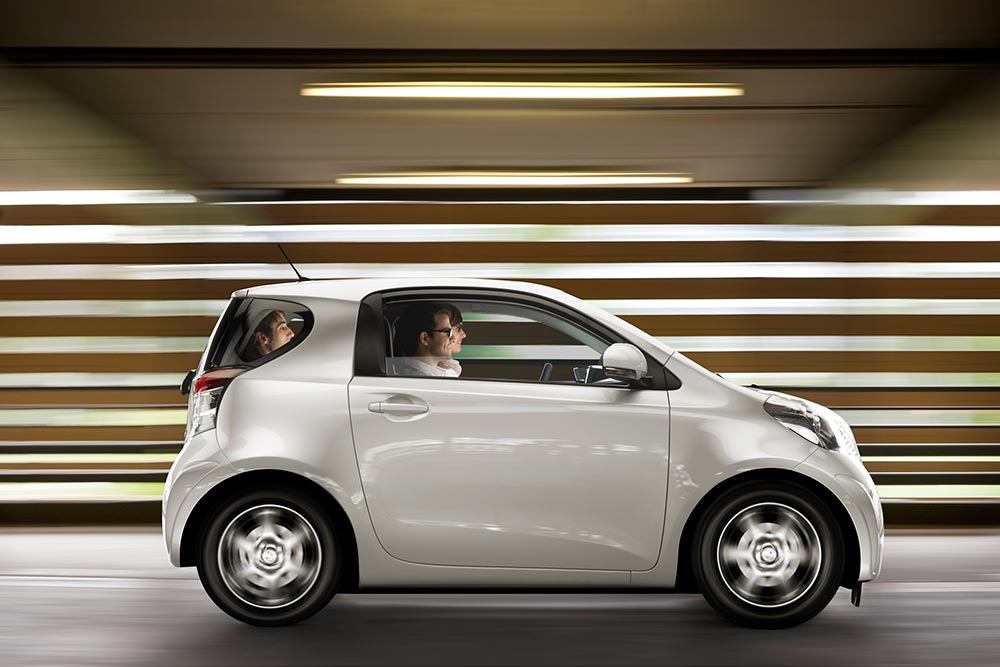 https://autogreeknews.gr/wp-content/uploads/2021/09/Toyota-iQ-2008-8.jpg