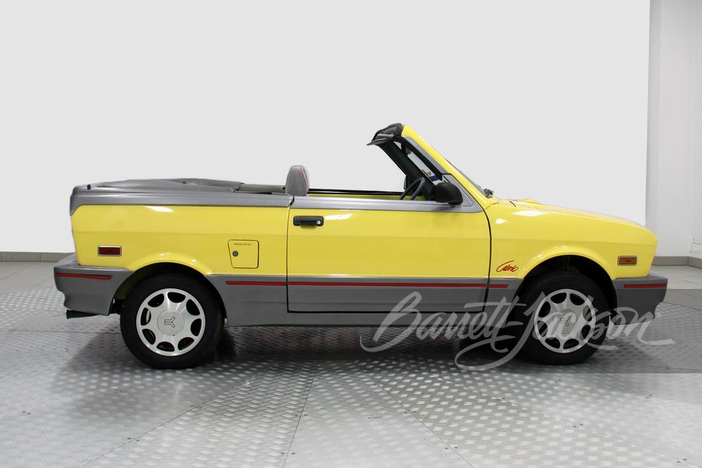 https://autogreeknews.gr/wp-content/uploads/2021/09/Yugo-Cabrio-1990-8.jpg