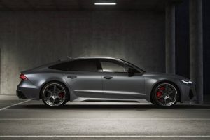 audi-rs-7-taps-into-its-inner-hypercar-rolls-in-wi (8)
