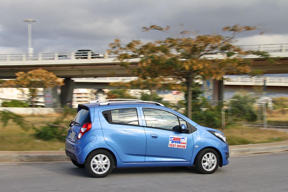 https://autogreeknews.gr/wp-content/uploads/2021/09/chevrolet-spark-10-facelift-kinisi-2.jpg
