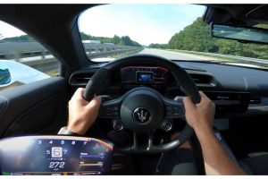 maserati mc20 autobahn run