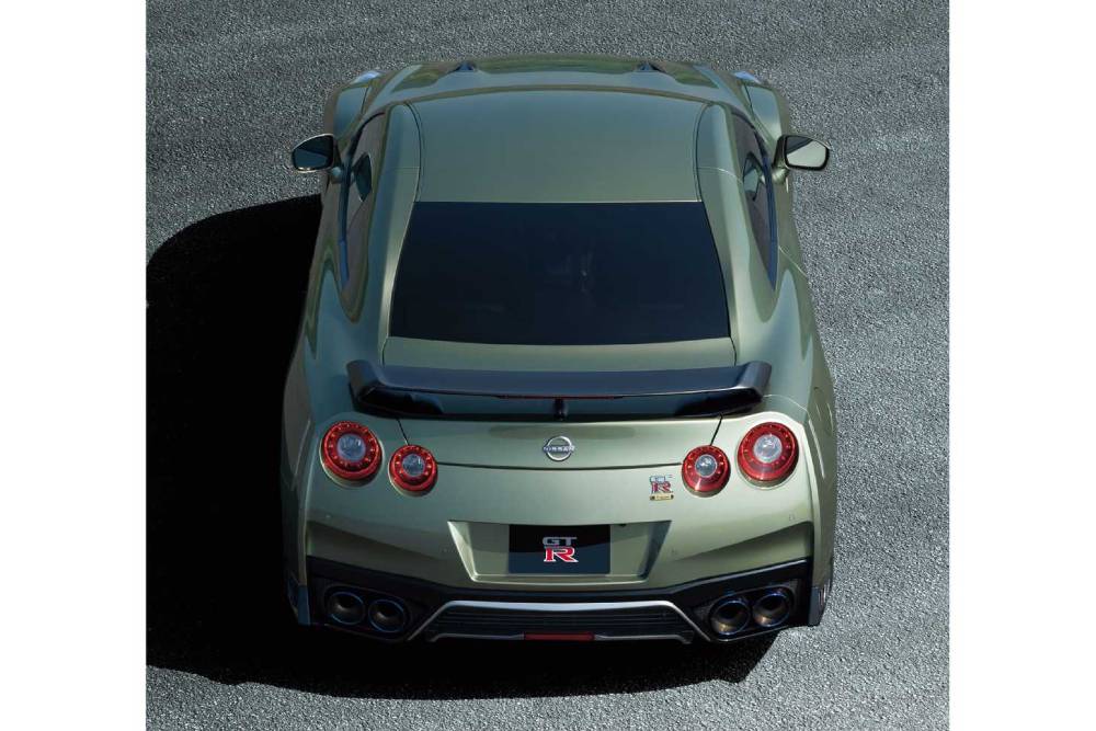 https://autogreeknews.gr/wp-content/uploads/2021/09/nissan-gt-r-t-spec.jpg