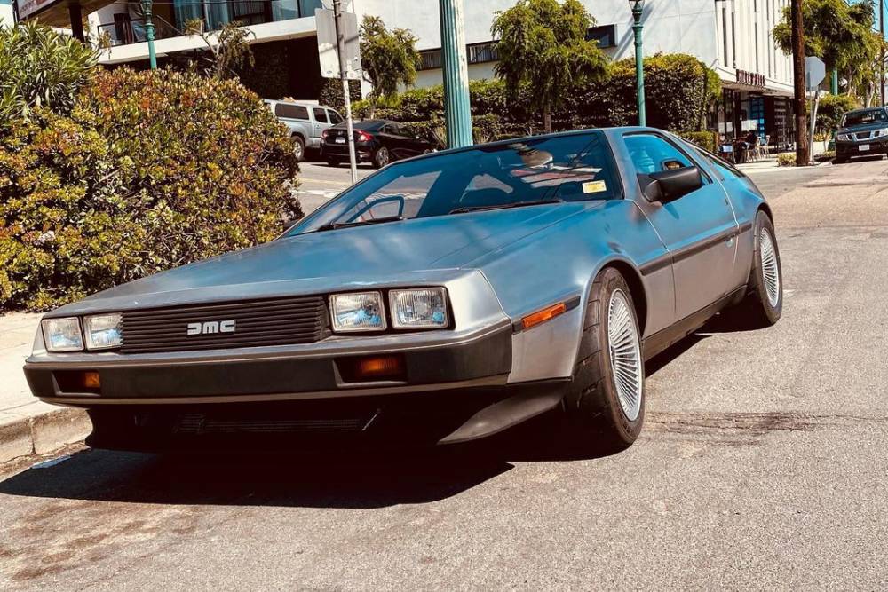 https://autogreeknews.gr/wp-content/uploads/2021/09/no-flux-capacitor-needed-twin-turbo-delorean-dmc-1-1.jpg
