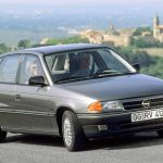 opel_astra_gls_5-door_8